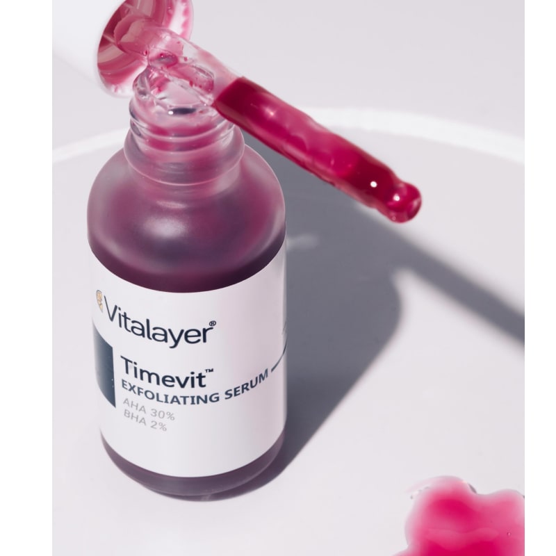 سرم لایهبردار و روشنکننده ویتالیر تایم ویت AHA BHA
